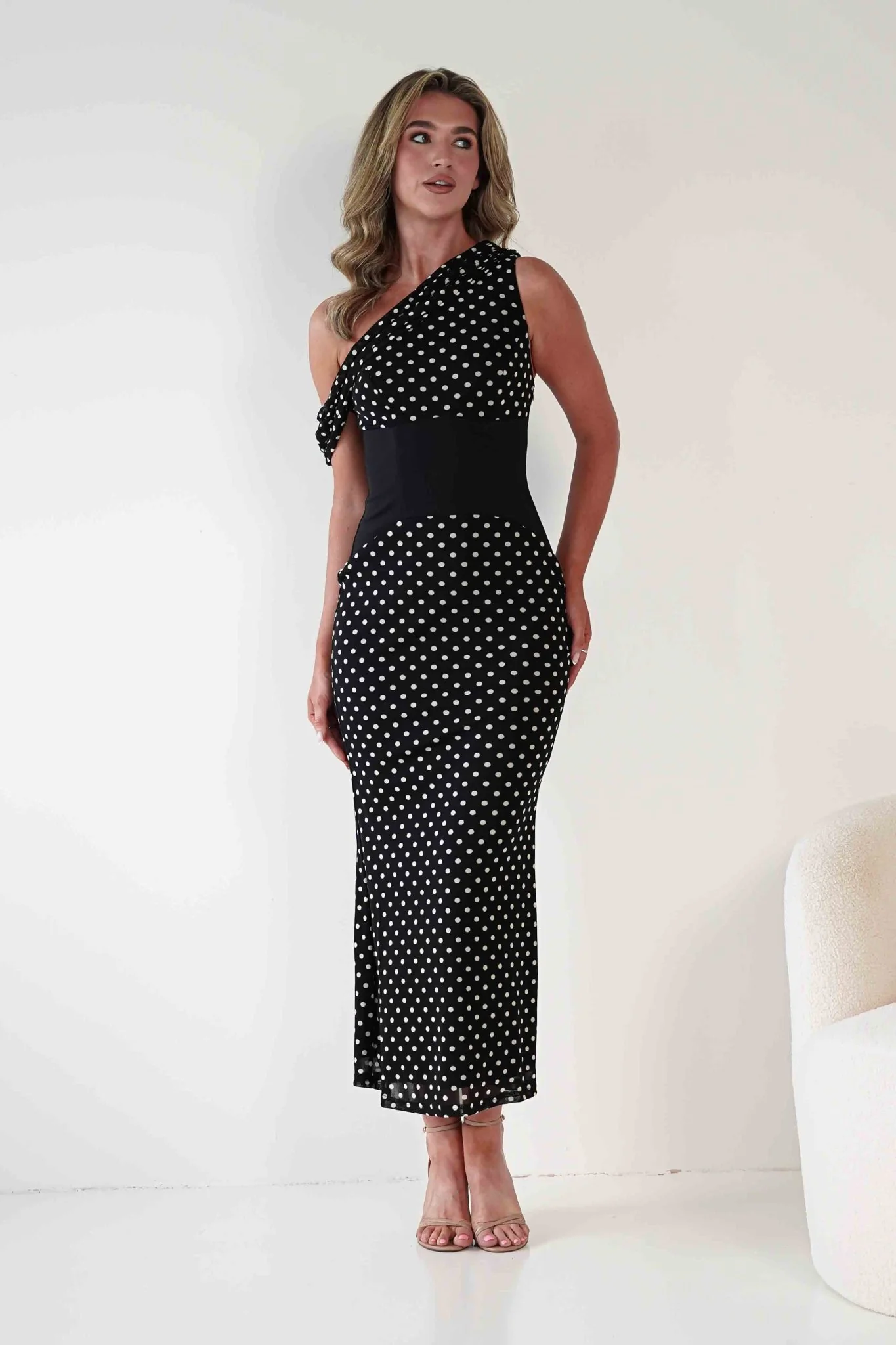 Hailey One Shoulder Polka Dot Dress | Black - Image 8