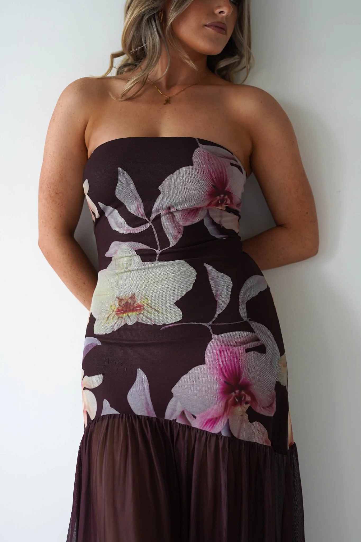 Khalani Strapless Midaxi Dress | Brown Floral - Image 4