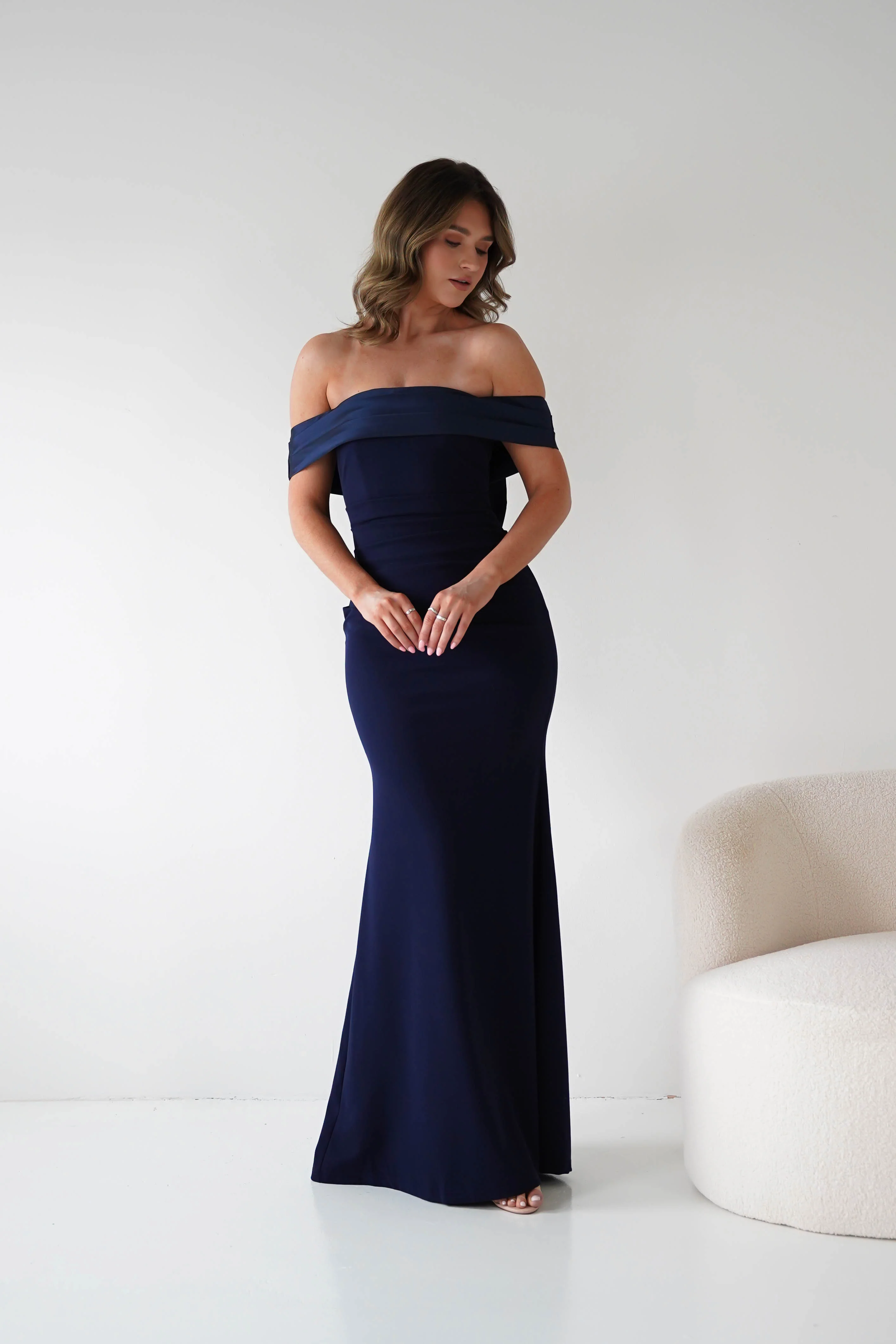 Miranda Bodycon Bow Back Dress | Navy - Image 3