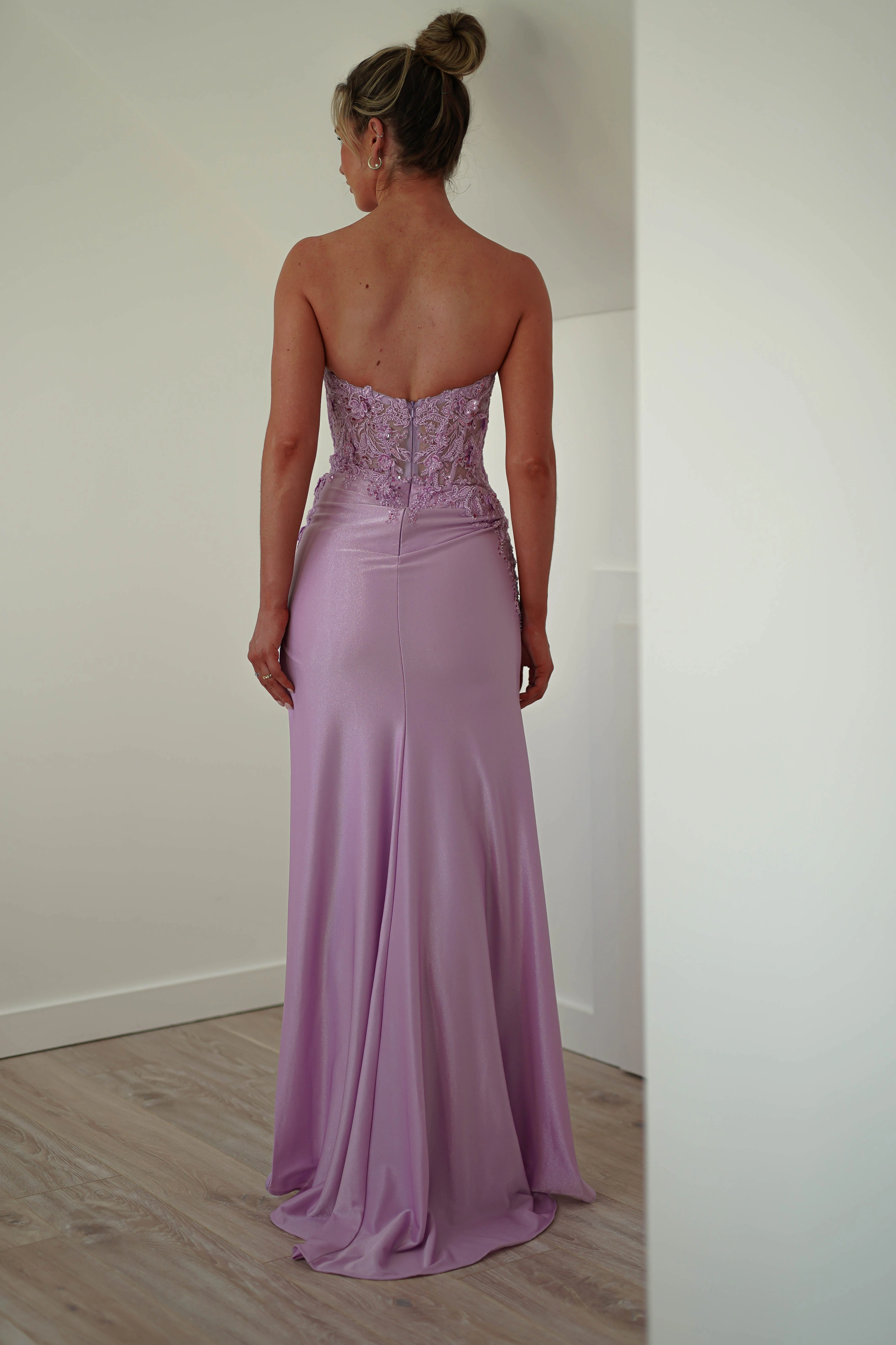 Perla Embellished Gown | Lilac - Image 3