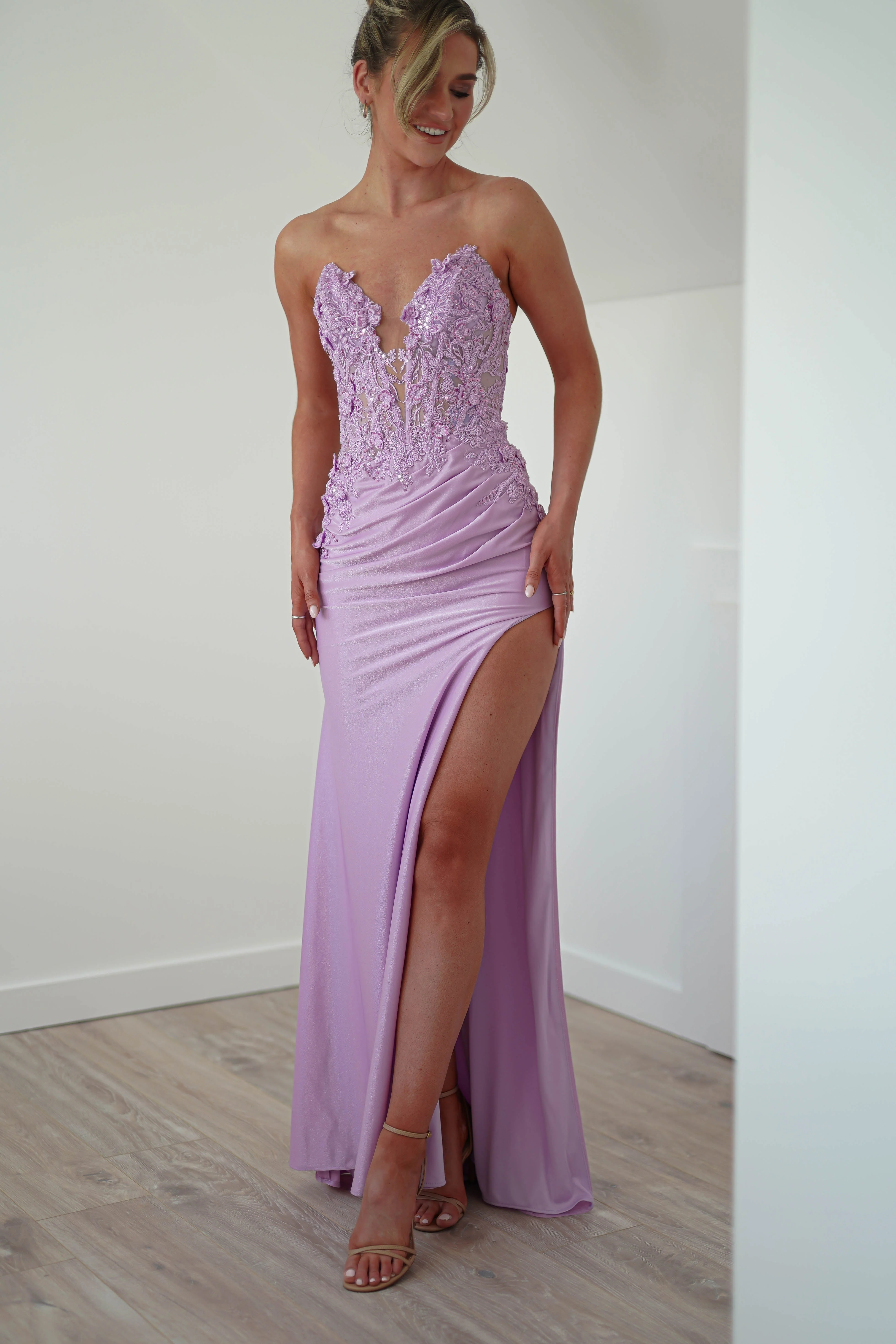 Perla Embellished Gown | Lilac - Image 4