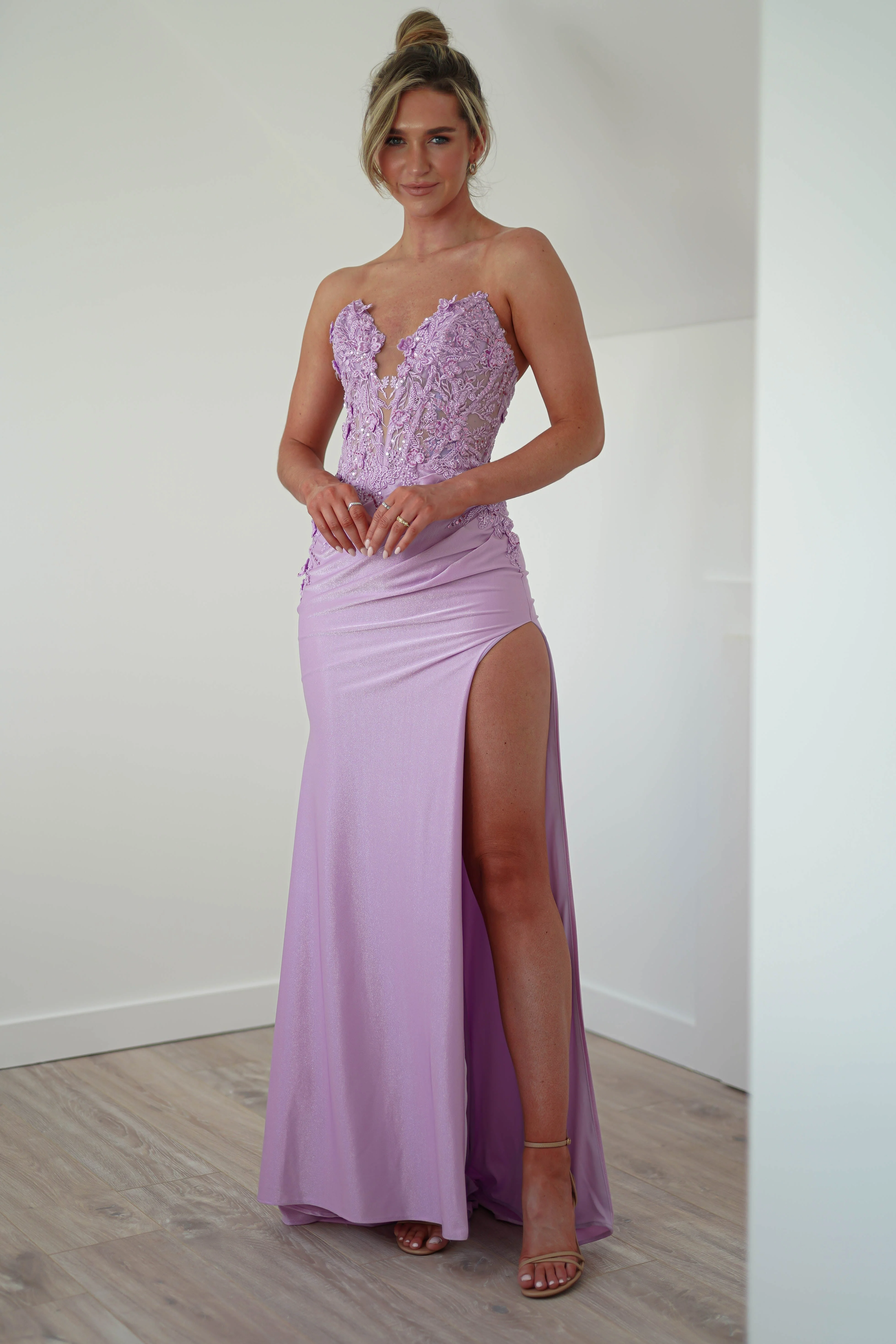 Perla Embellished Gown | Lilac - Image 5