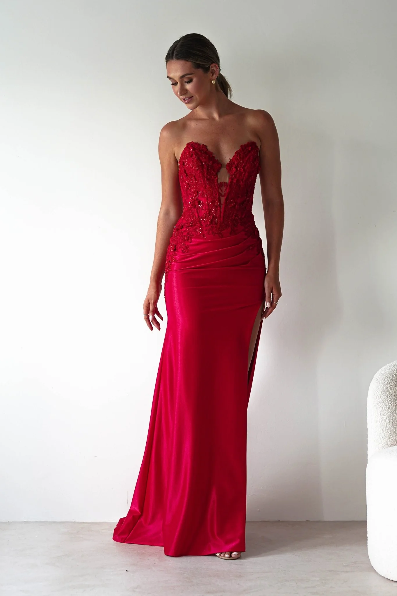 Perla Embellished Gown | Red - Image 3