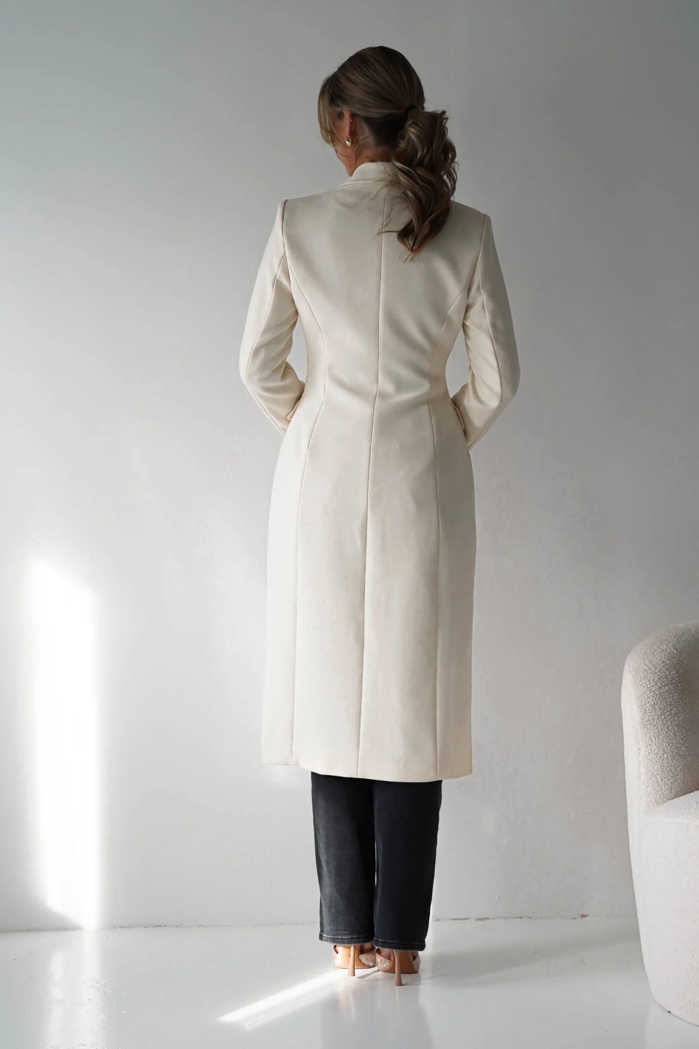 Ravielle Gold Button Double-Breasted Coat | Cream - Image 6