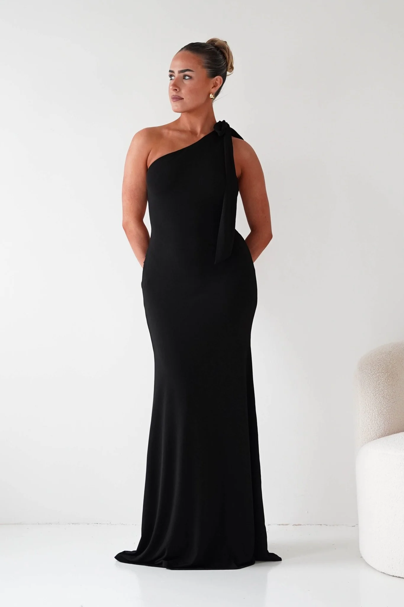 Seraphine Backless Tie Bodycon Maxi Gown | Black - Image 6